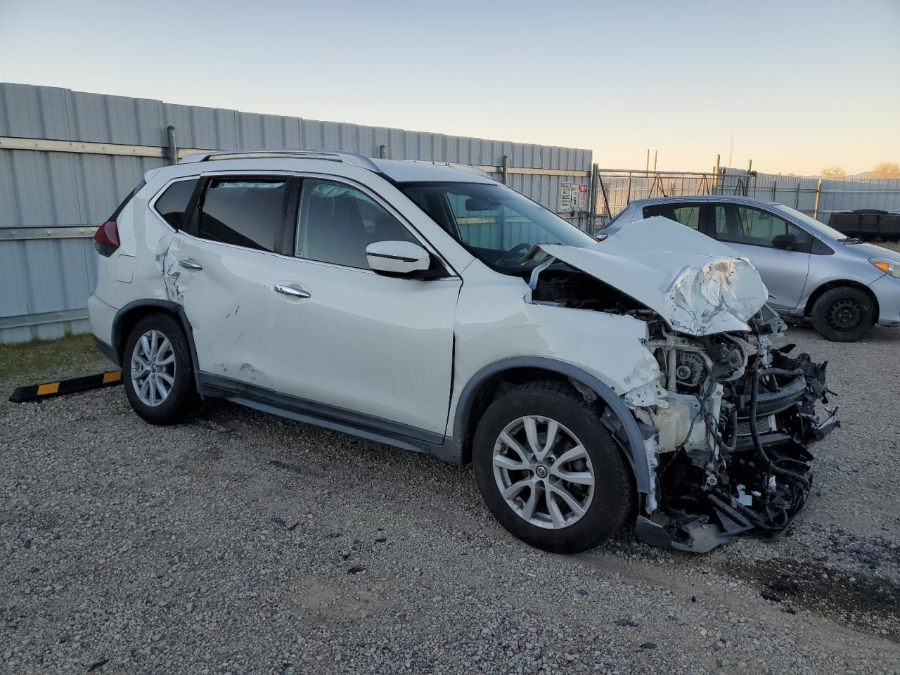 2019 Nissan Rogue - Image 4