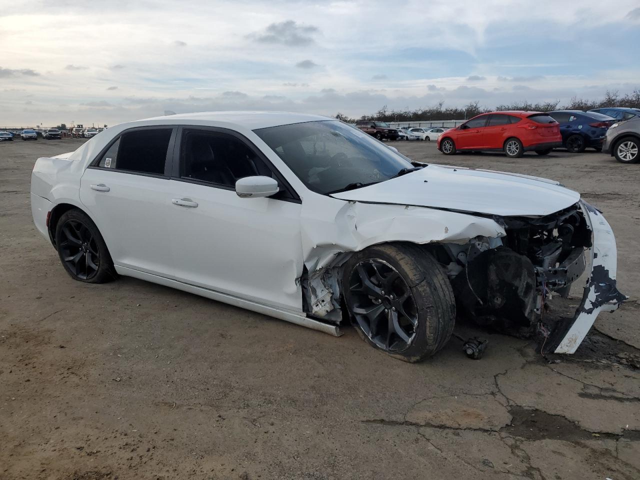 2021 Chrysler 300 - Image 4