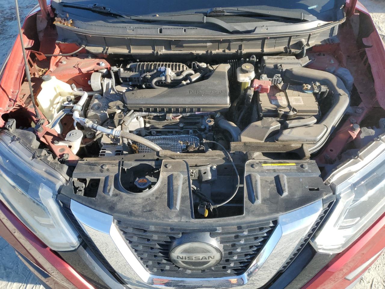 2018 Nissan Rogue - Image 12