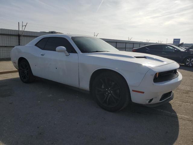  DODGE CHALLENGER 2018 Белы