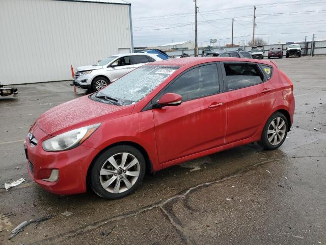 Hatchbacks HYUNDAI ACCENT 2013 Red