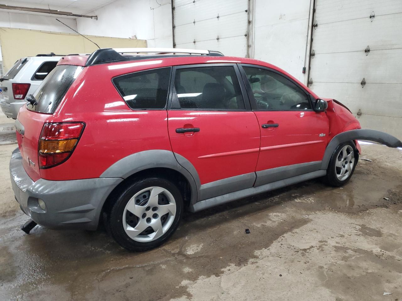 2005 Pontiac Vibe - Image 3