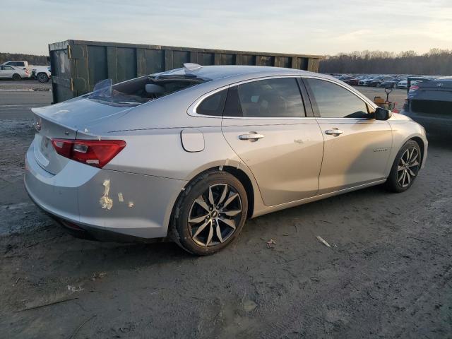 Sedans CHEVROLET MALIBU 2017 Srebrny