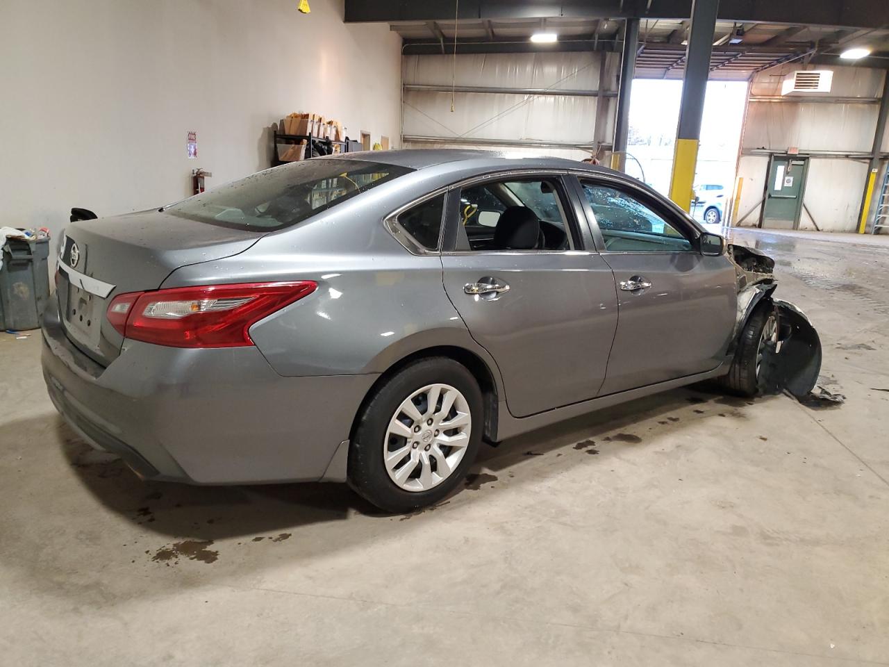 2020 Nissan Altima - Image 3