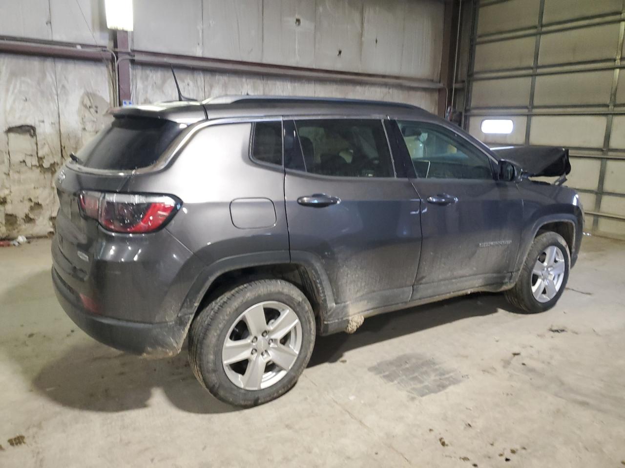 2022 Jeep Compass - Image 3