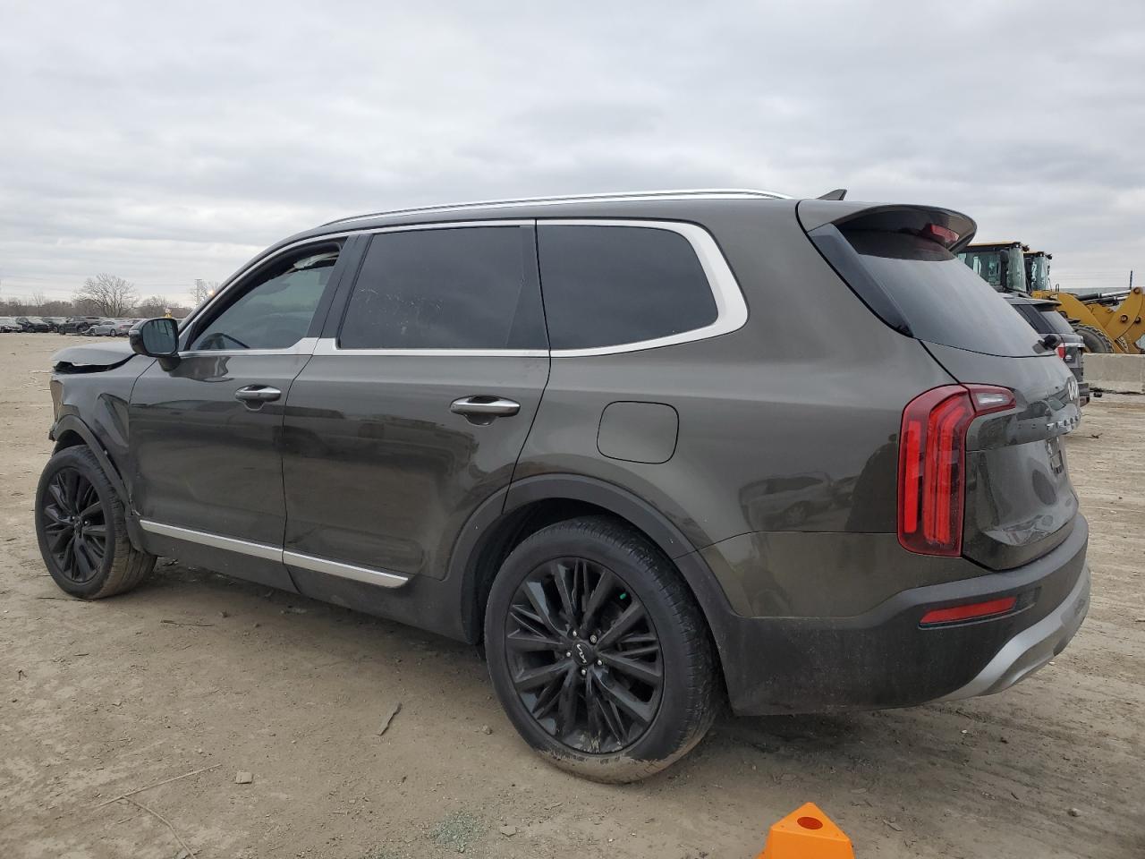 2022 Kia Telluride - Image 2