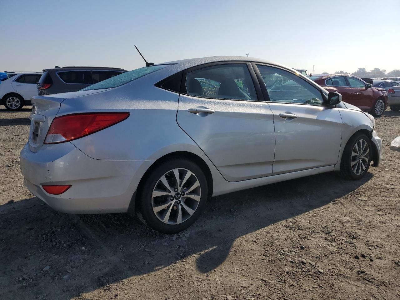 VIN KMHCT4AE1HU281943 2017 HYUNDAI ACCENT no.3