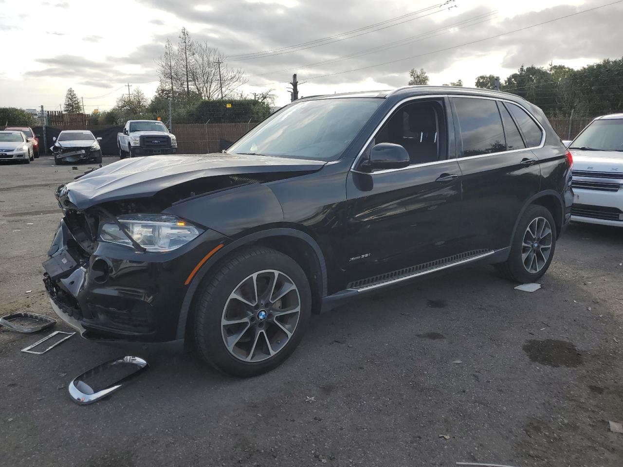 VIN 5UXKR0C55F0P00187 2015 BMW X5 no.1