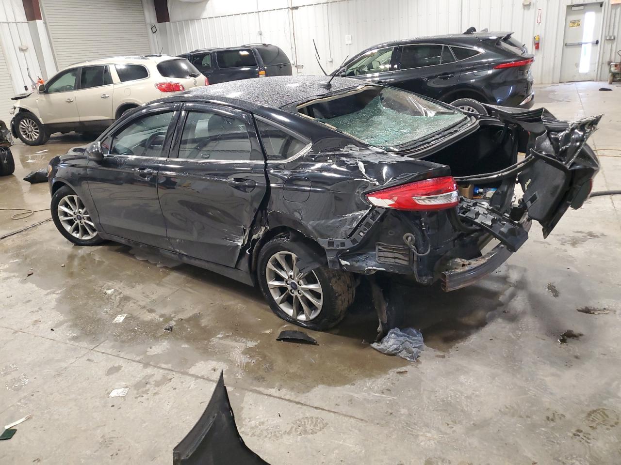 VIN 3FA6P0HD2HR364483 2017 FORD FUSION no.2