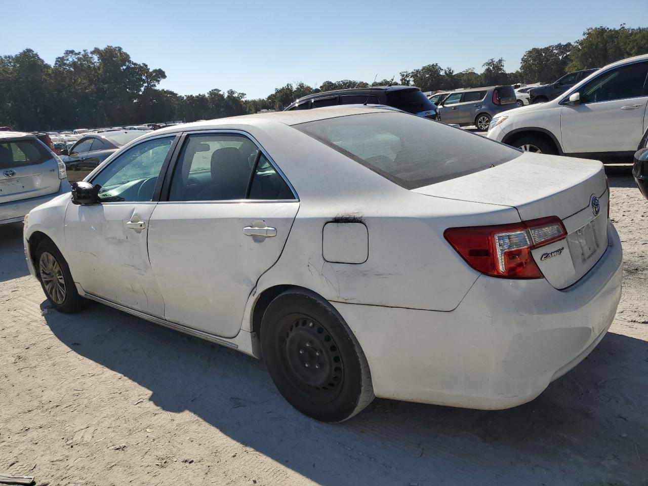 VIN 4T4BF1FK7DR281607 2013 TOYOTA CAMRY no.2