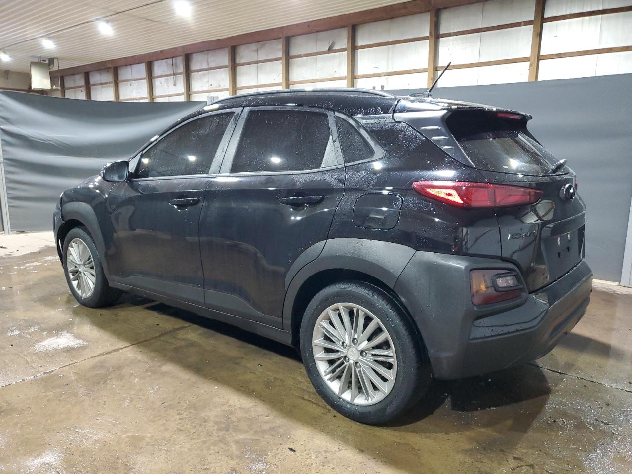 KM8K6CAA8JU097261 2018 HYUNDAI KONA - Image 2