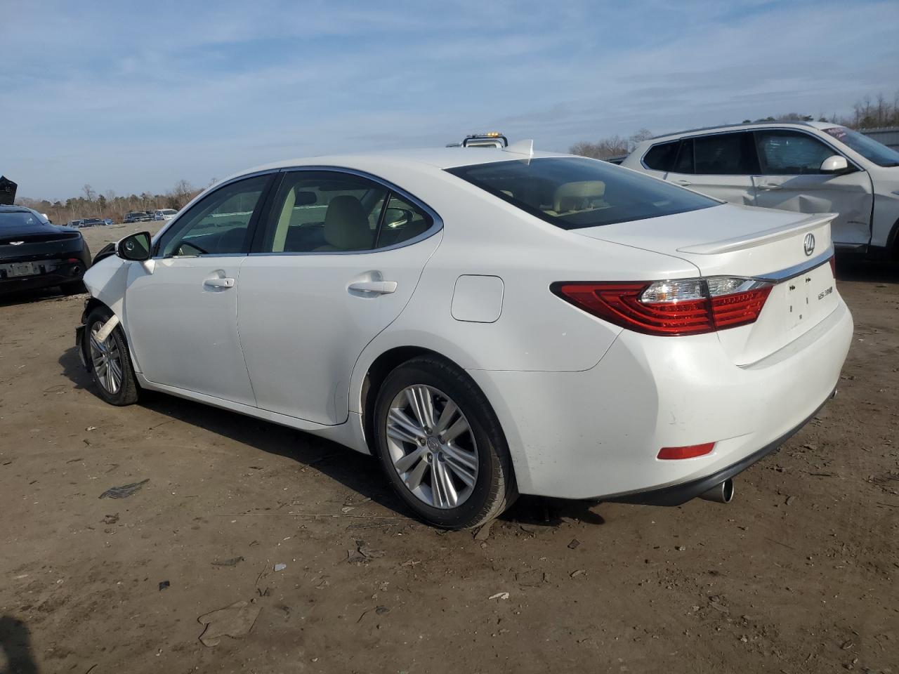 VIN JTHBK1GG5F2183418 2015 LEXUS ES350 no.2