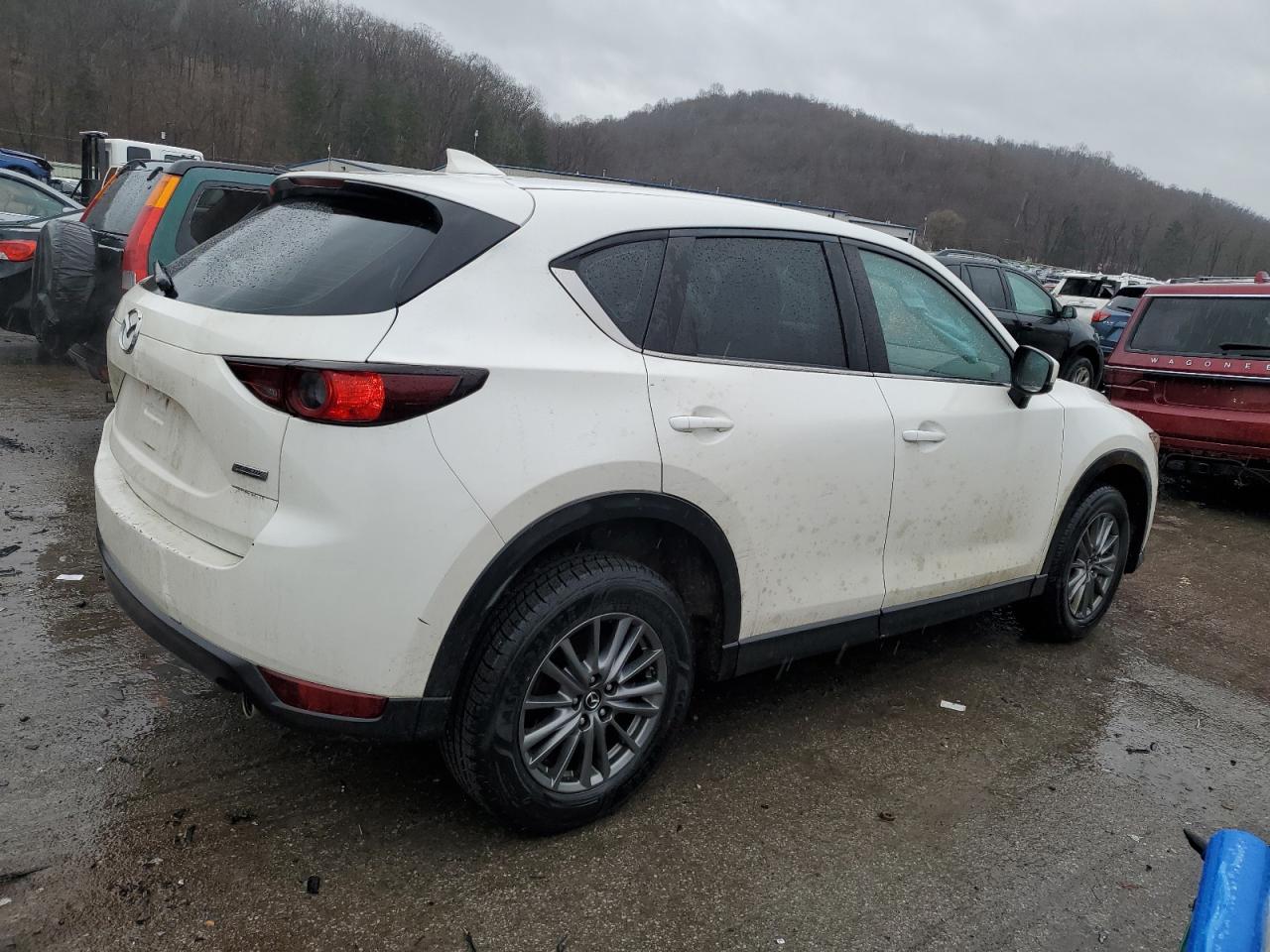 VIN JM3KFBBM8J0428345 2018 MAZDA CX-5 no.3