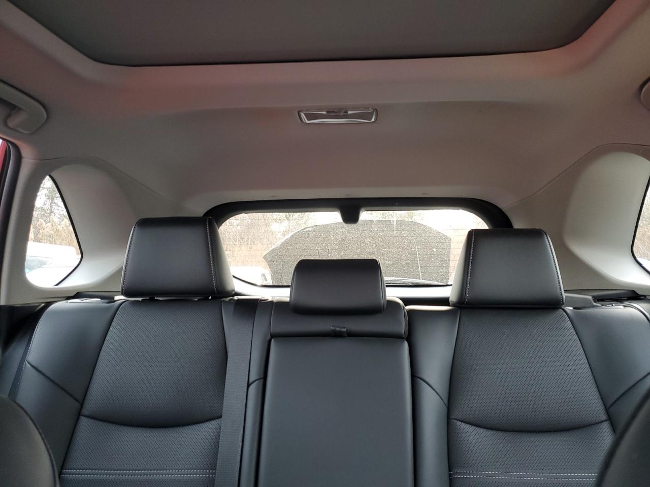 2021 Toyota RAV 4 - Image 10