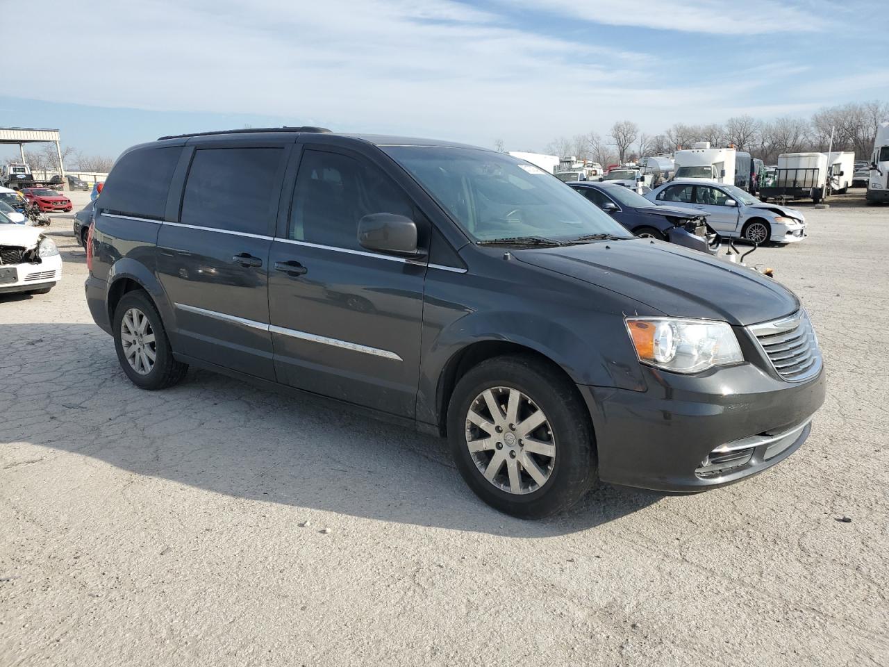 2011 Chrysler Town & Country - Image 4