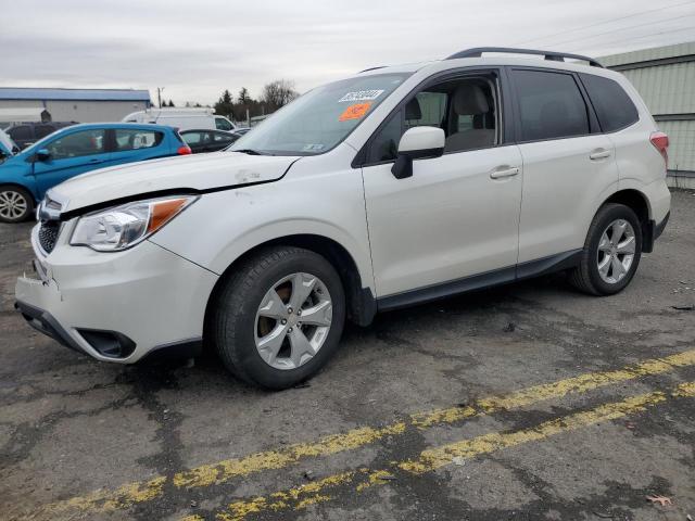  SUBARU FORESTER 2015 Белый