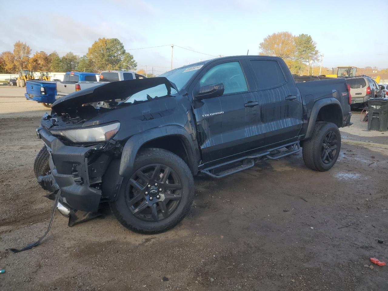 2024 CHEVROLET COLORADO T