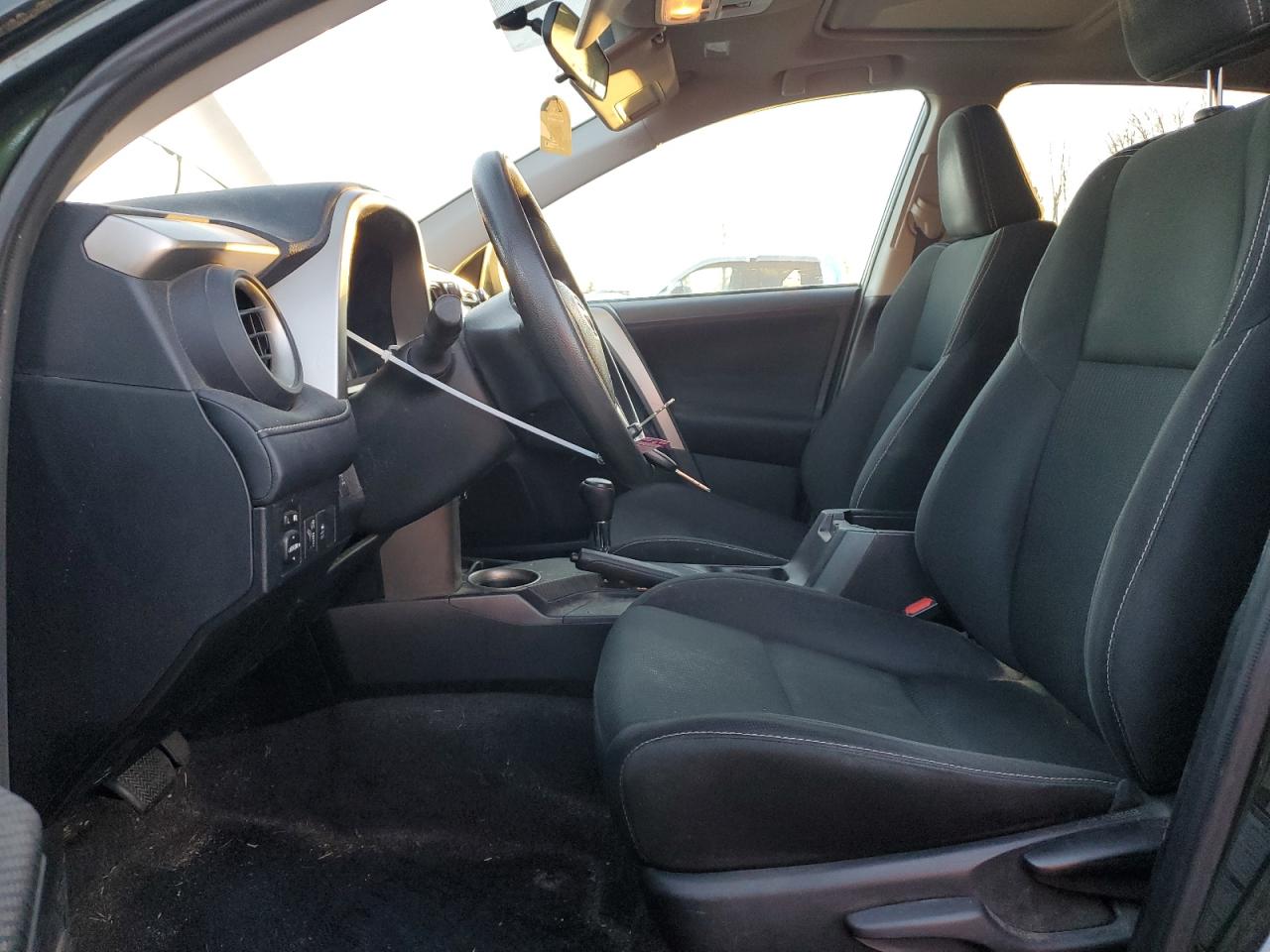 2013 Toyota RAV 4 - Image 7
