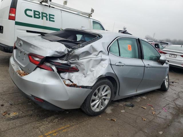  TOYOTA CAMRY 2022 Silver