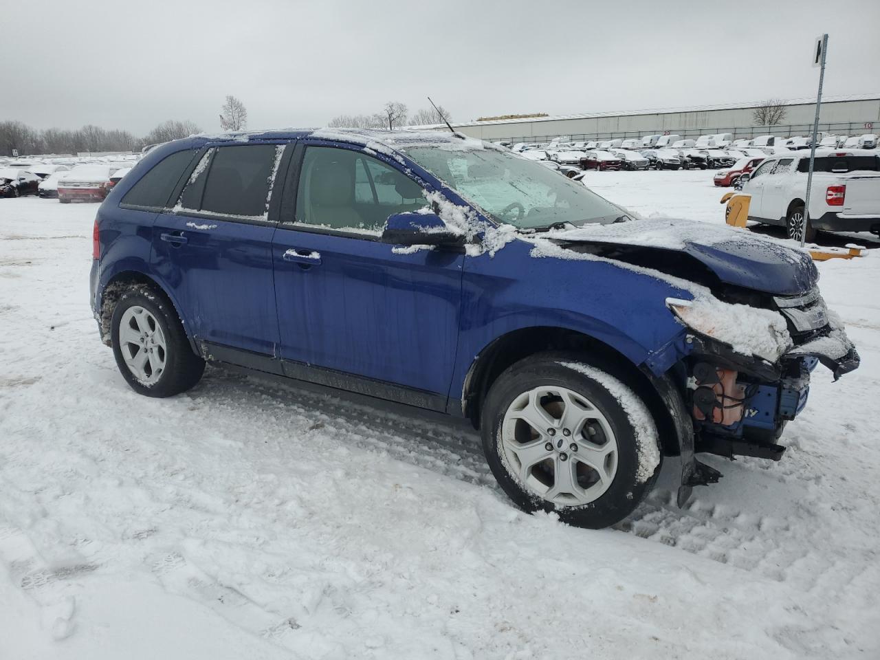 VIN 2FMDK3JC4DBA31550 2013 FORD EDGE no.4