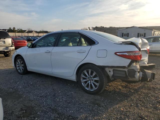  TOYOTA CAMRY 2015 White