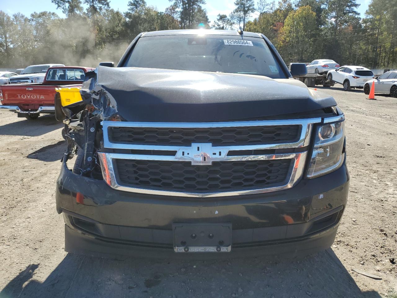 VIN 1GNSCHKC1JR268730 2018 CHEVROLET SUBURBAN no.5