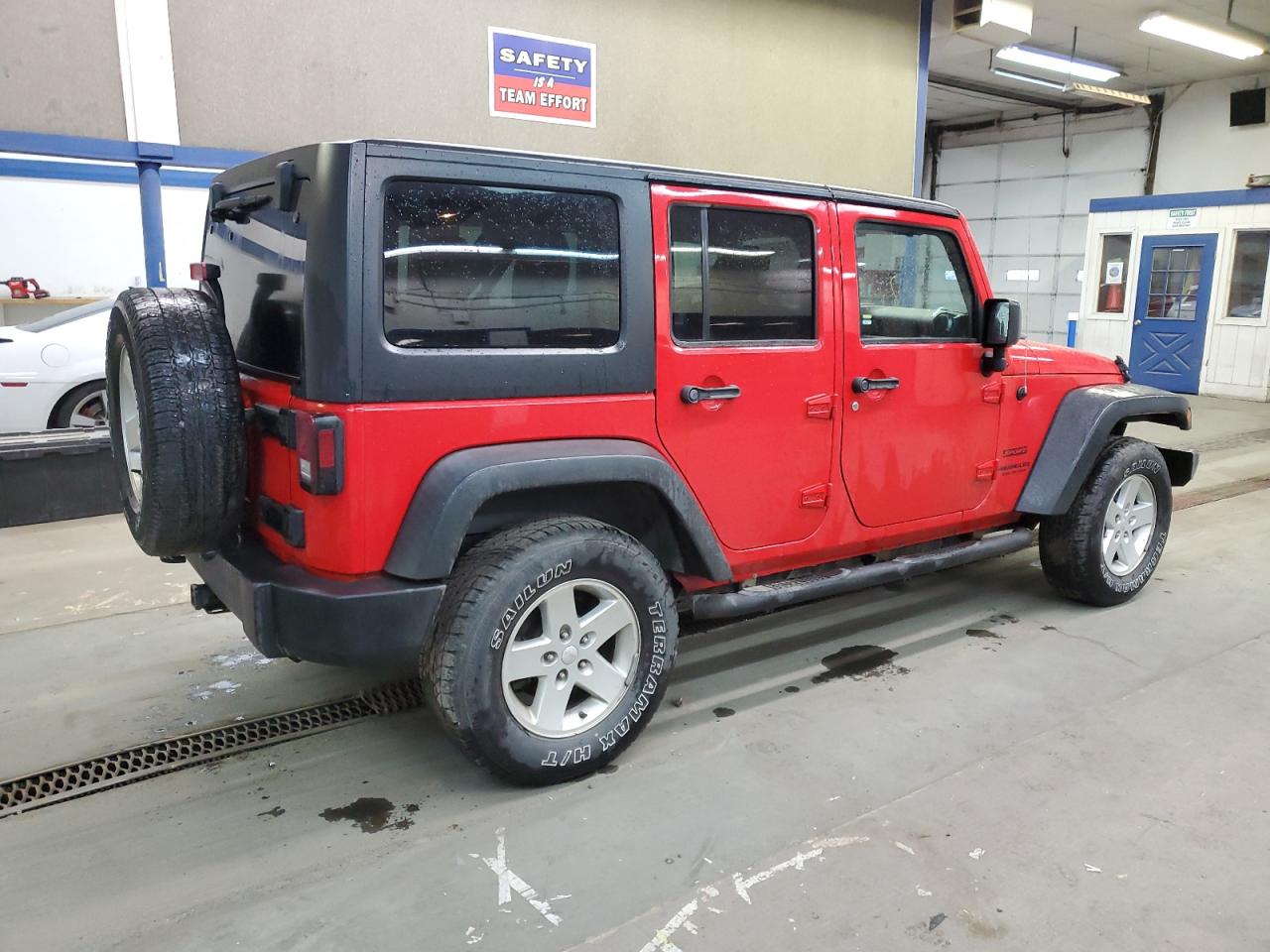 2017 Jeep Wrangler - Image 3