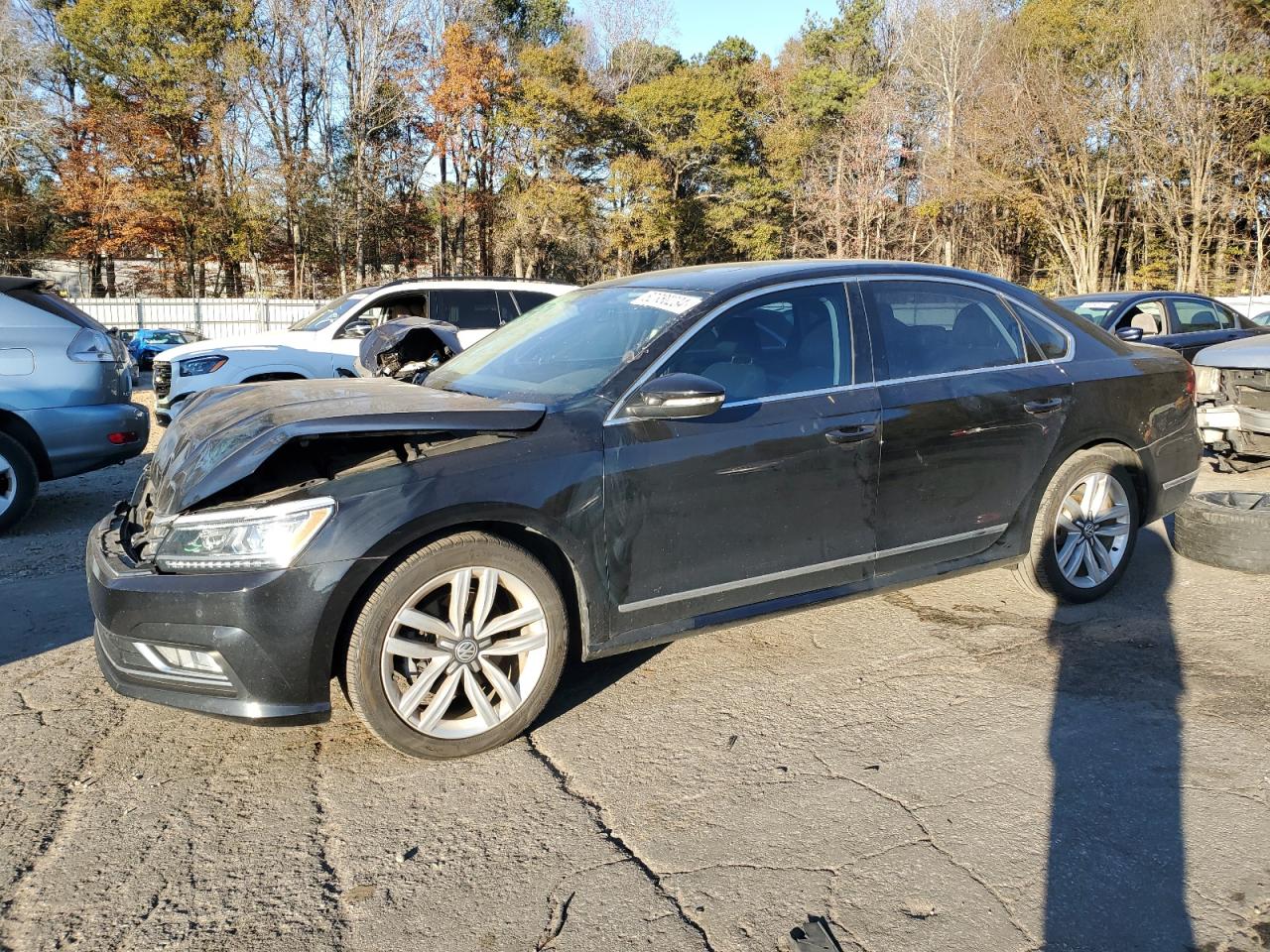 1VWGT7A31HC064739 2017 VOLKSWAGEN PASSAT - Image 1