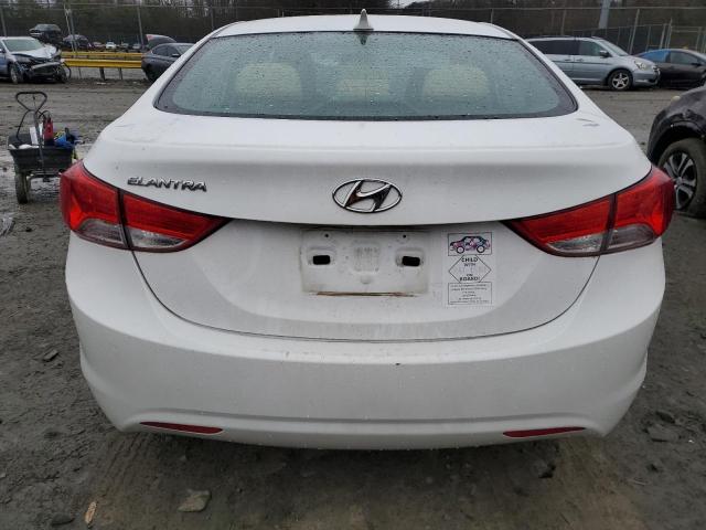  HYUNDAI ELANTRA 2013 Белый