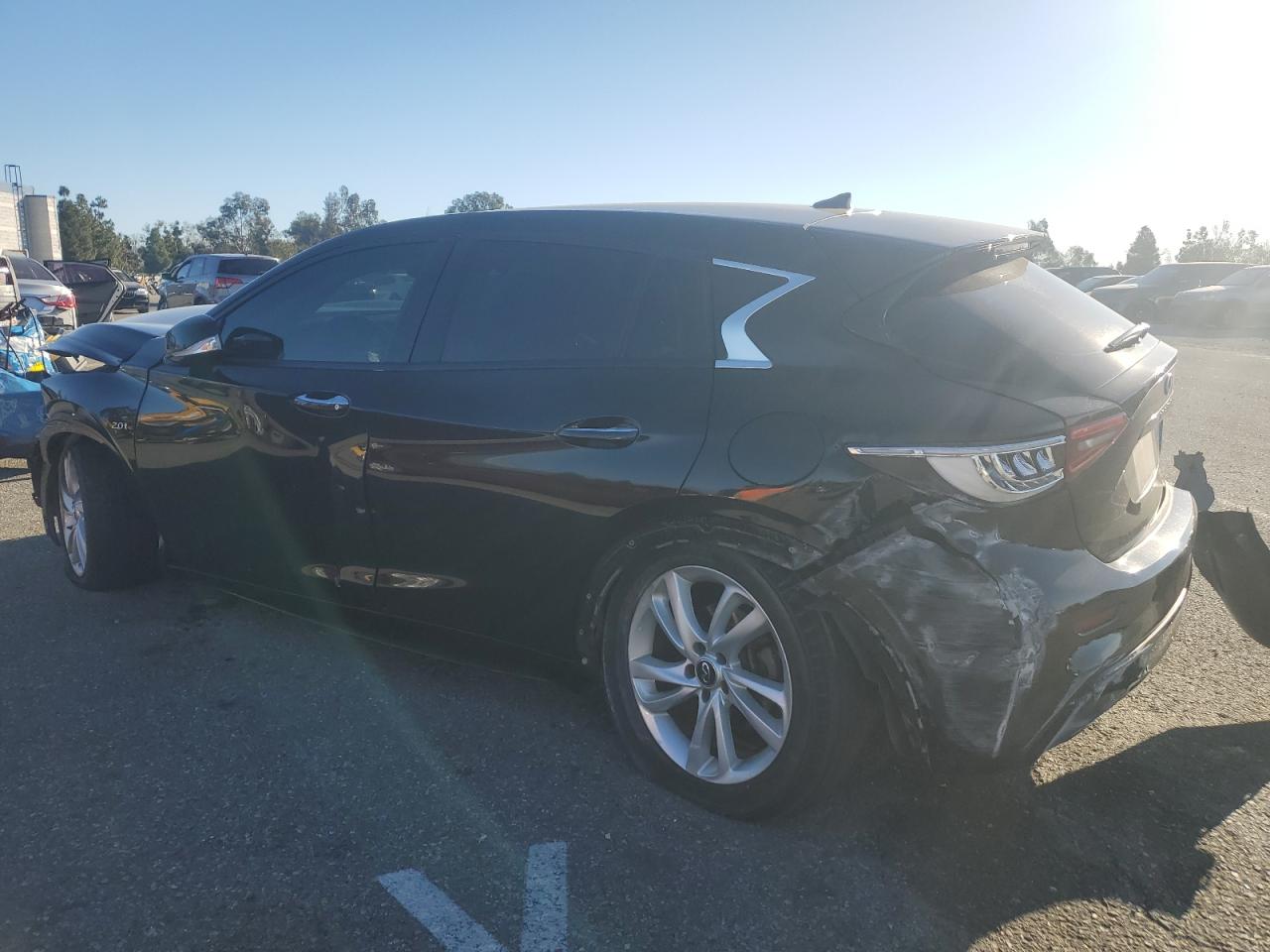 2018 Infiniti QX30 - Image 2