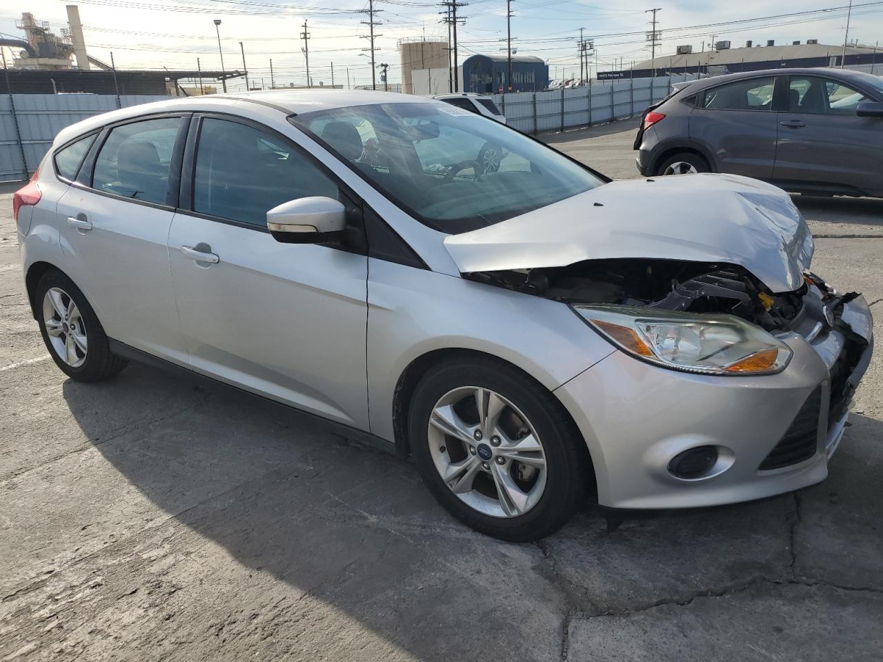 VIN 1FADP3K27EL259853 2014 FORD FOCUS no.4