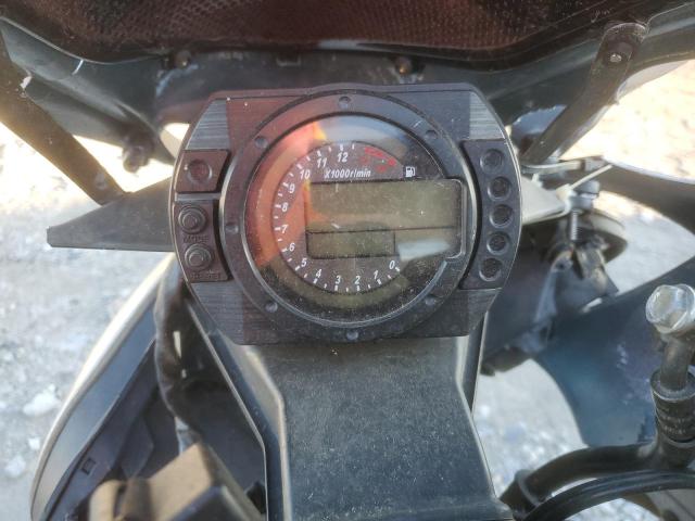 2005 KAWASAKI NINJA ZX 10R  