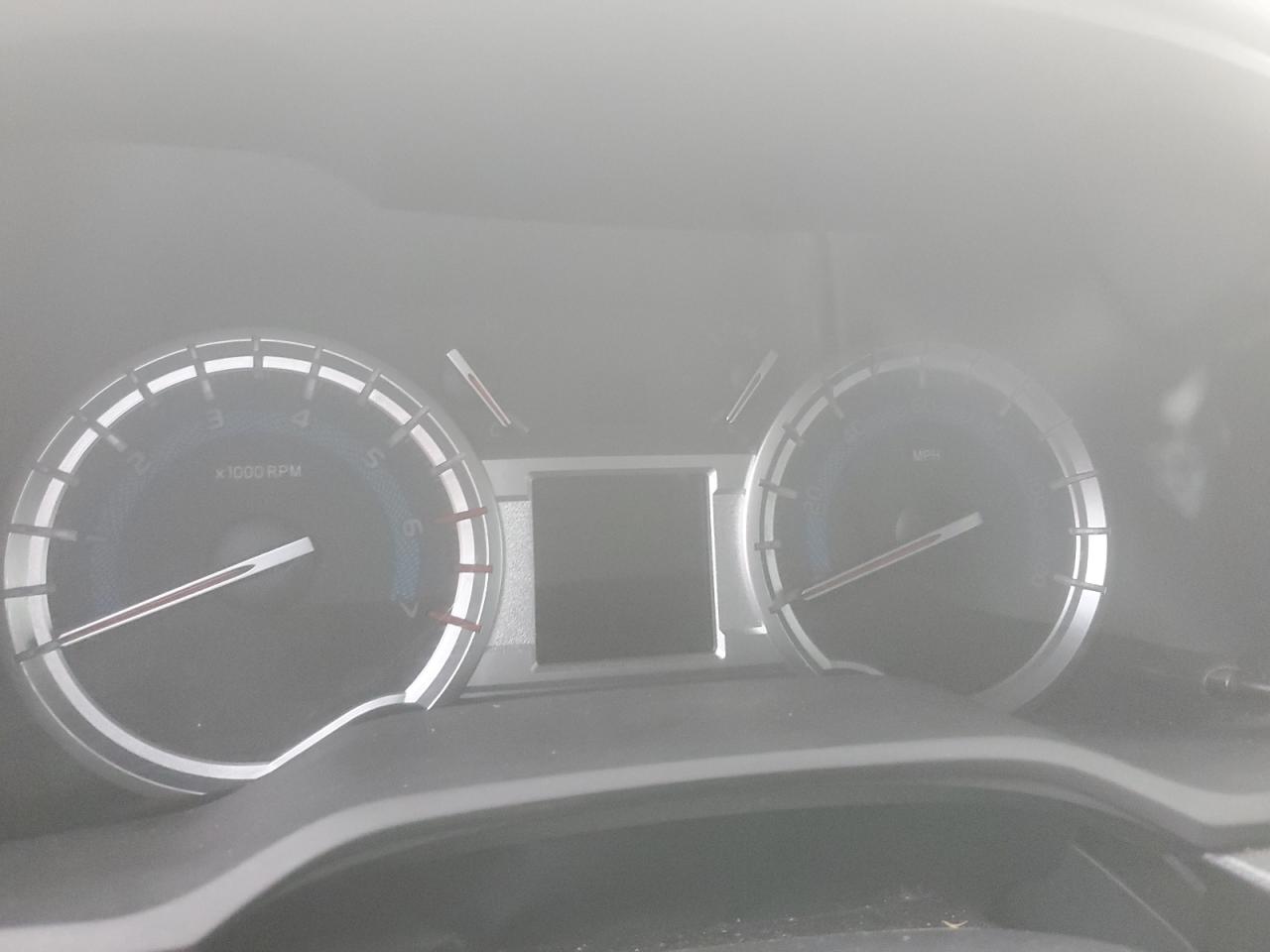 2015 Toyota 4Runner - Image 9