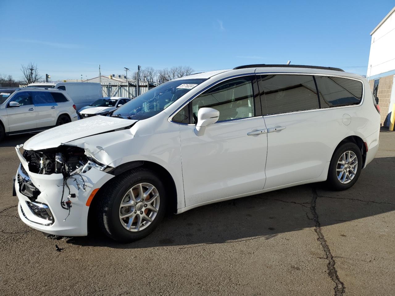 2022 Chrysler Pacifica - Image 1