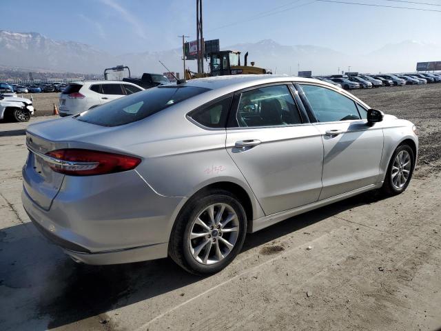  FORD FUSION 2017 Srebrny