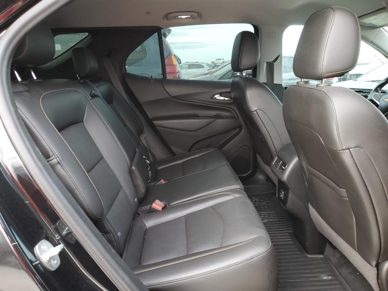 2020 Chevrolet Equinox - Image 11