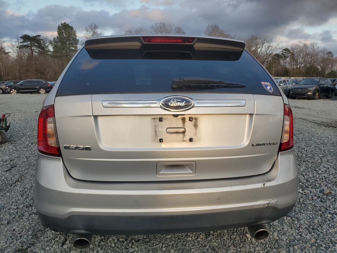 2011 Ford Edge - Image 6