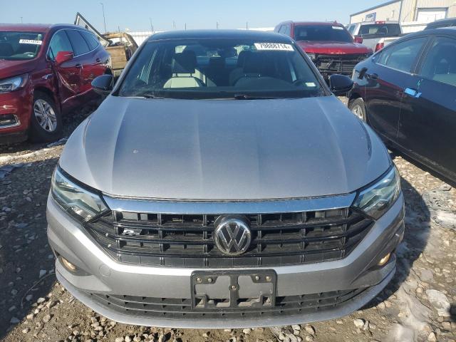  VOLKSWAGEN JETTA 2019 Srebrny