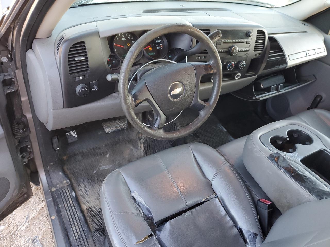 2008 Chevrolet Silverado - Image 8