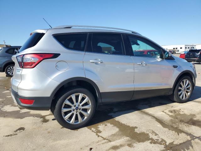  FORD ESCAPE 2017 Srebrny