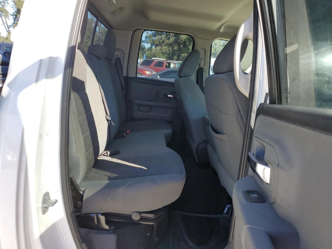 2017 RAM 1500 - Image 10