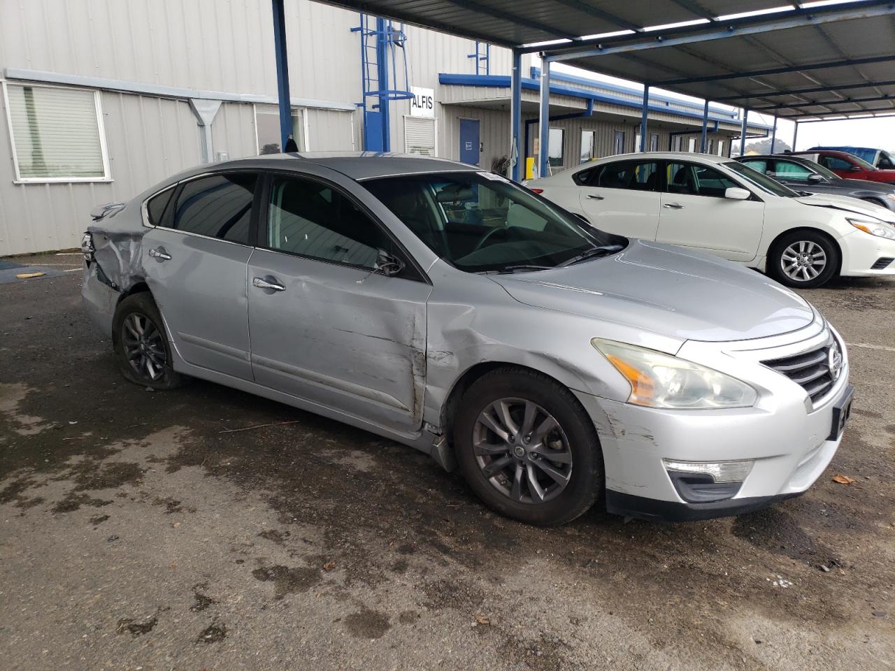 VIN 1N4AL3AP1FN398295 2015 NISSAN ALTIMA no.4