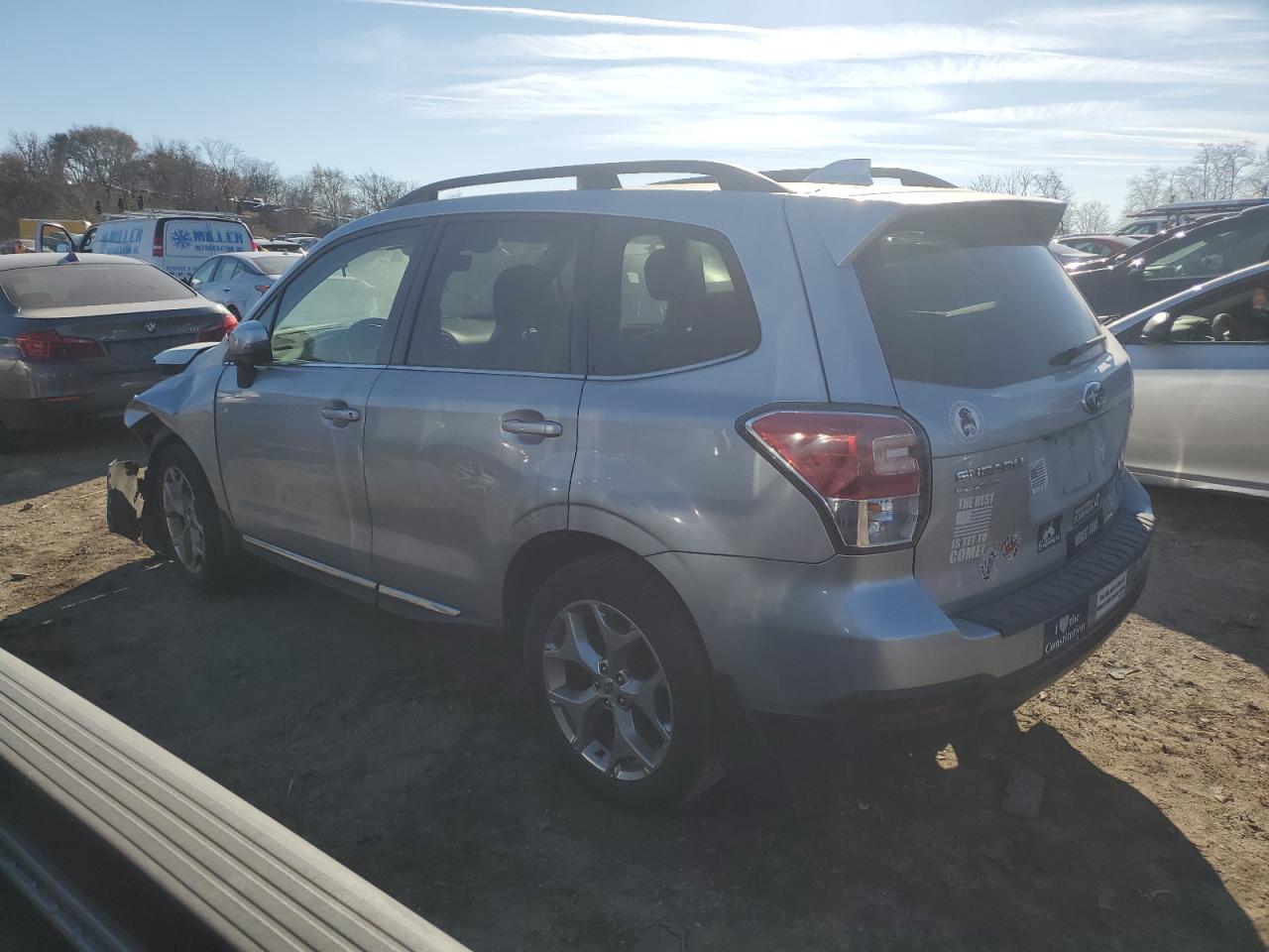 VIN JF2SJAWC7HH507277 2017 SUBARU FORESTER no.2