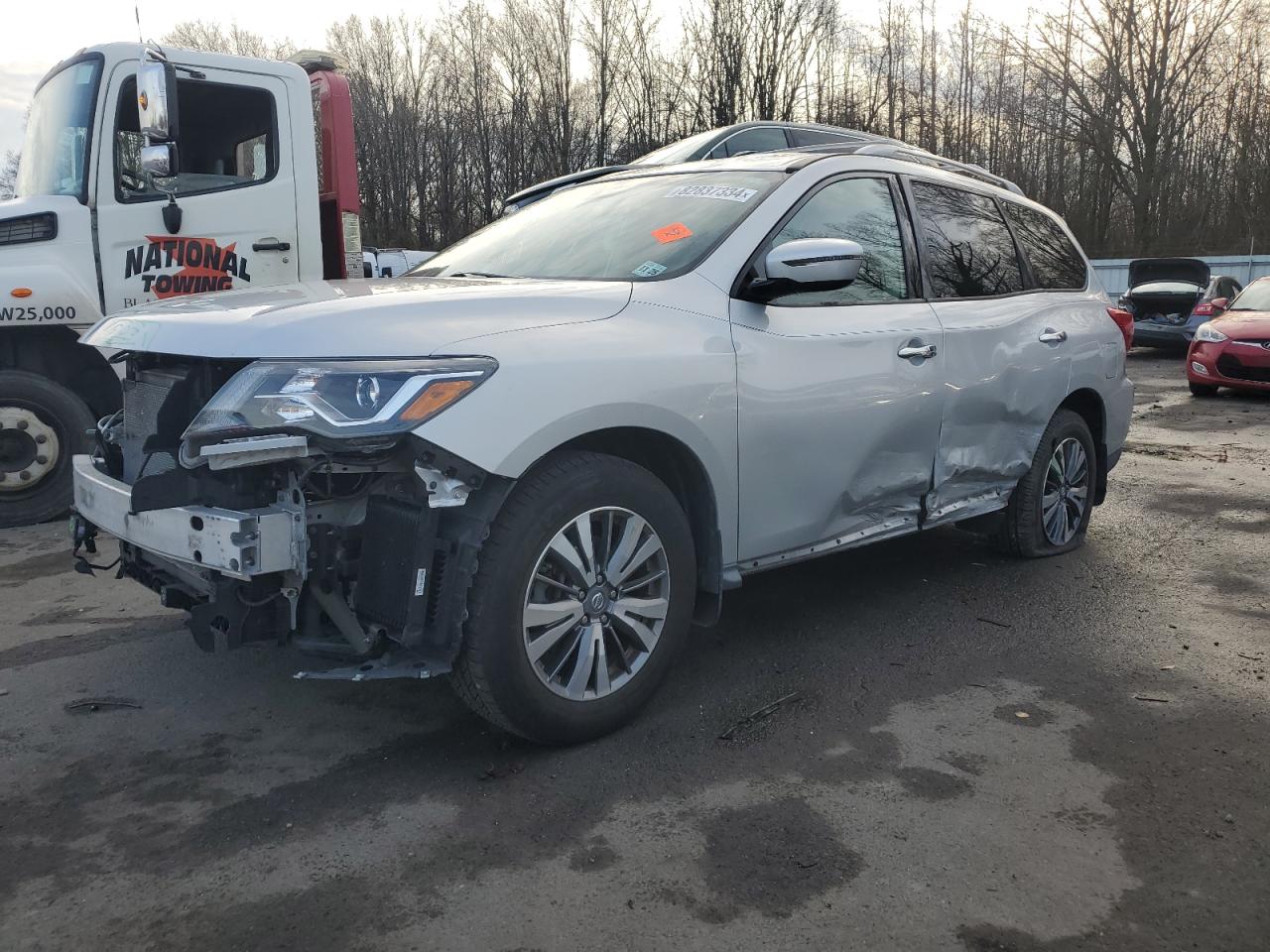 2020 Nissan Pathfinder - Image 1