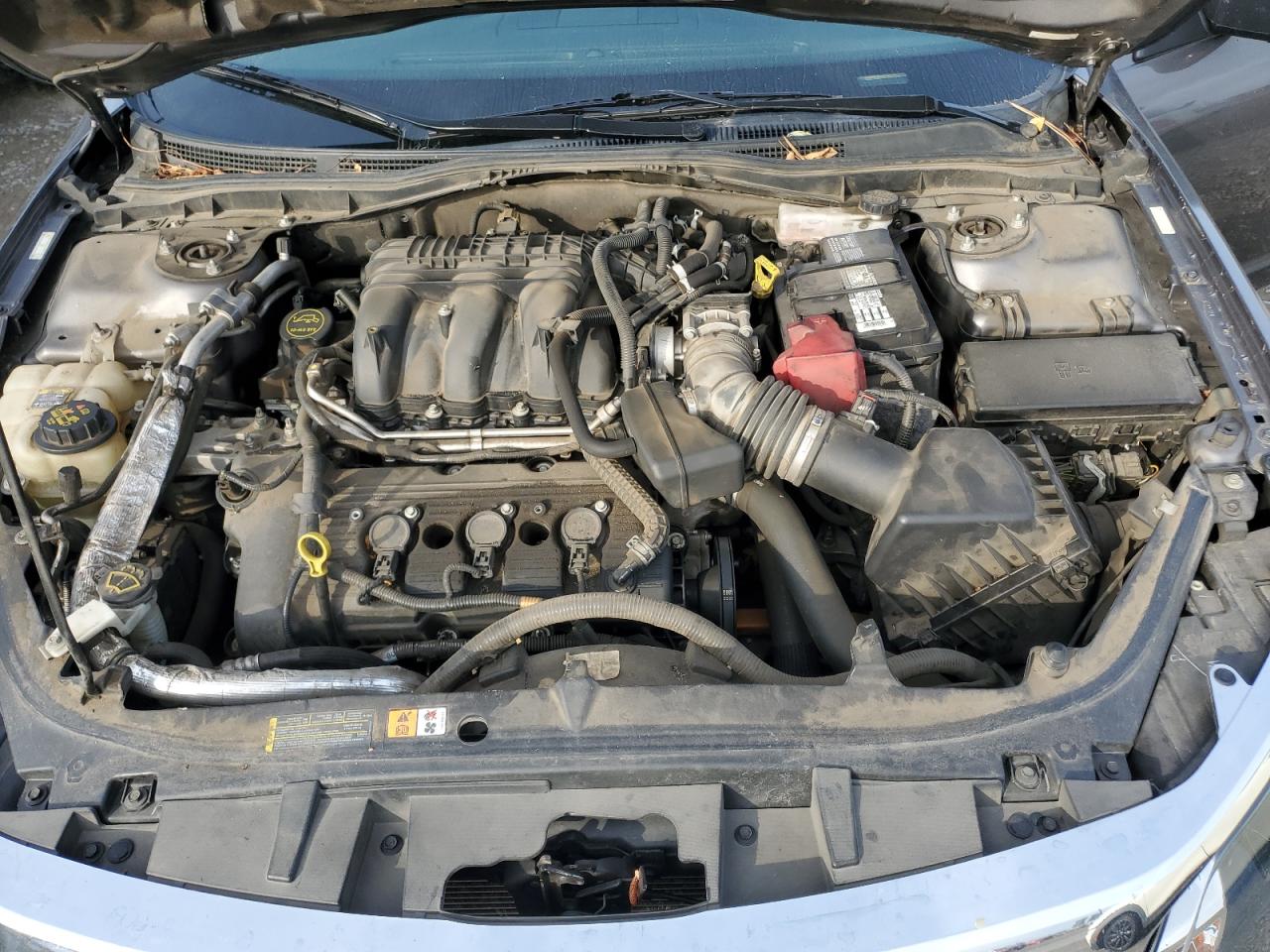 2012 Ford Fusion - Image 11