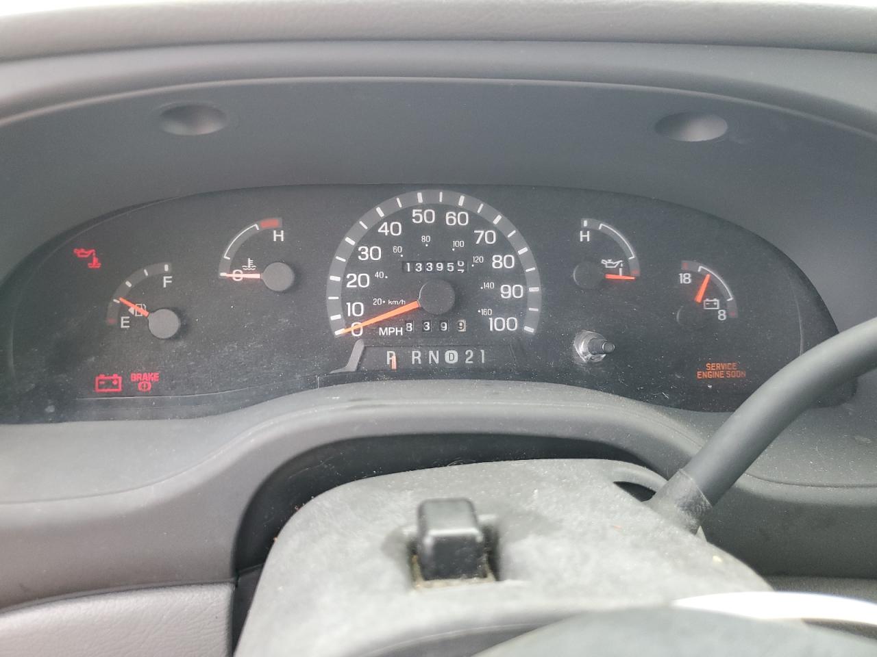 2003 Ford Econoline E350 Super Duty Cutaway Van VIN: 1FDWE35L63HB83082 Lot: 85635794