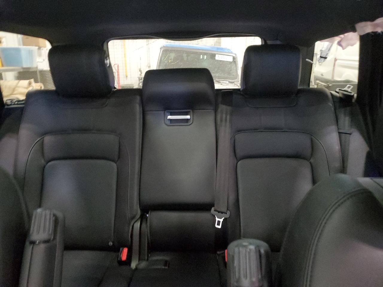 2020 Land Rover Range Rover - Image 10