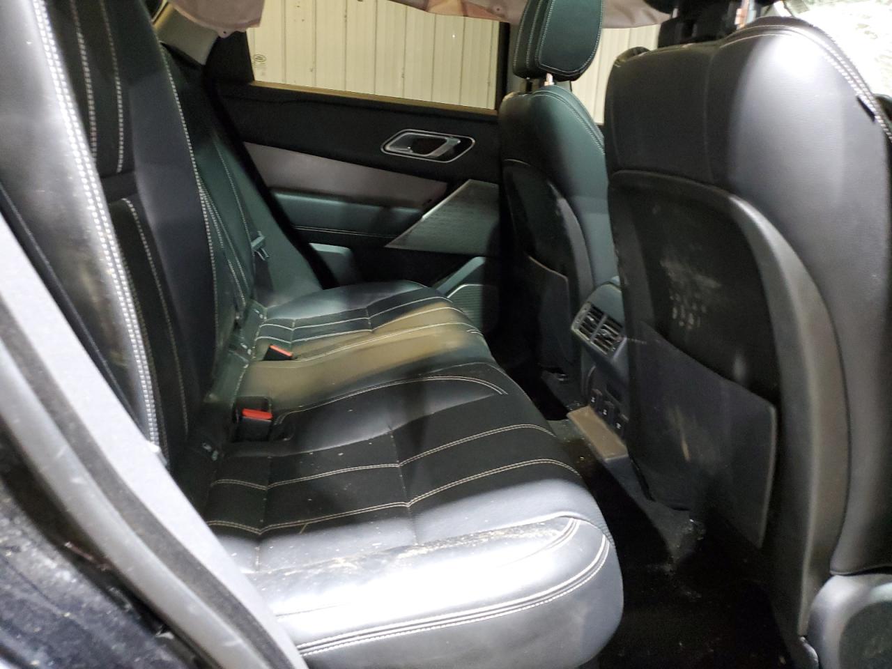 2020 Land Rover Range Rover - Image 12
