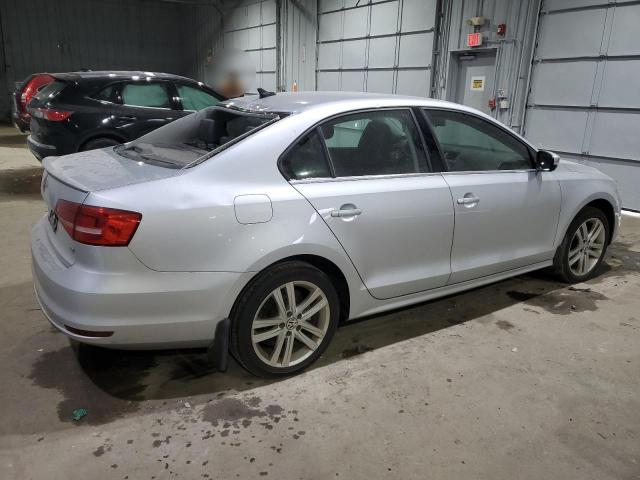  VOLKSWAGEN JETTA 2015 Сріблястий