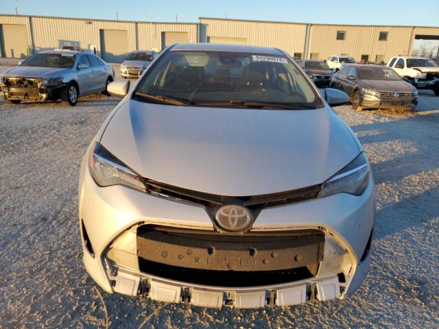  TOYOTA COROLLA 2018 Серебристый